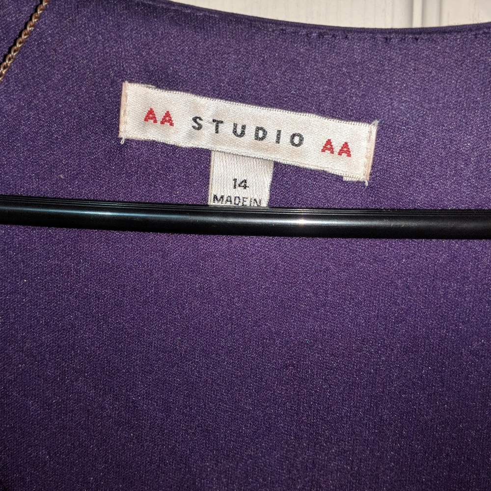Dress - Picture 4 of 4